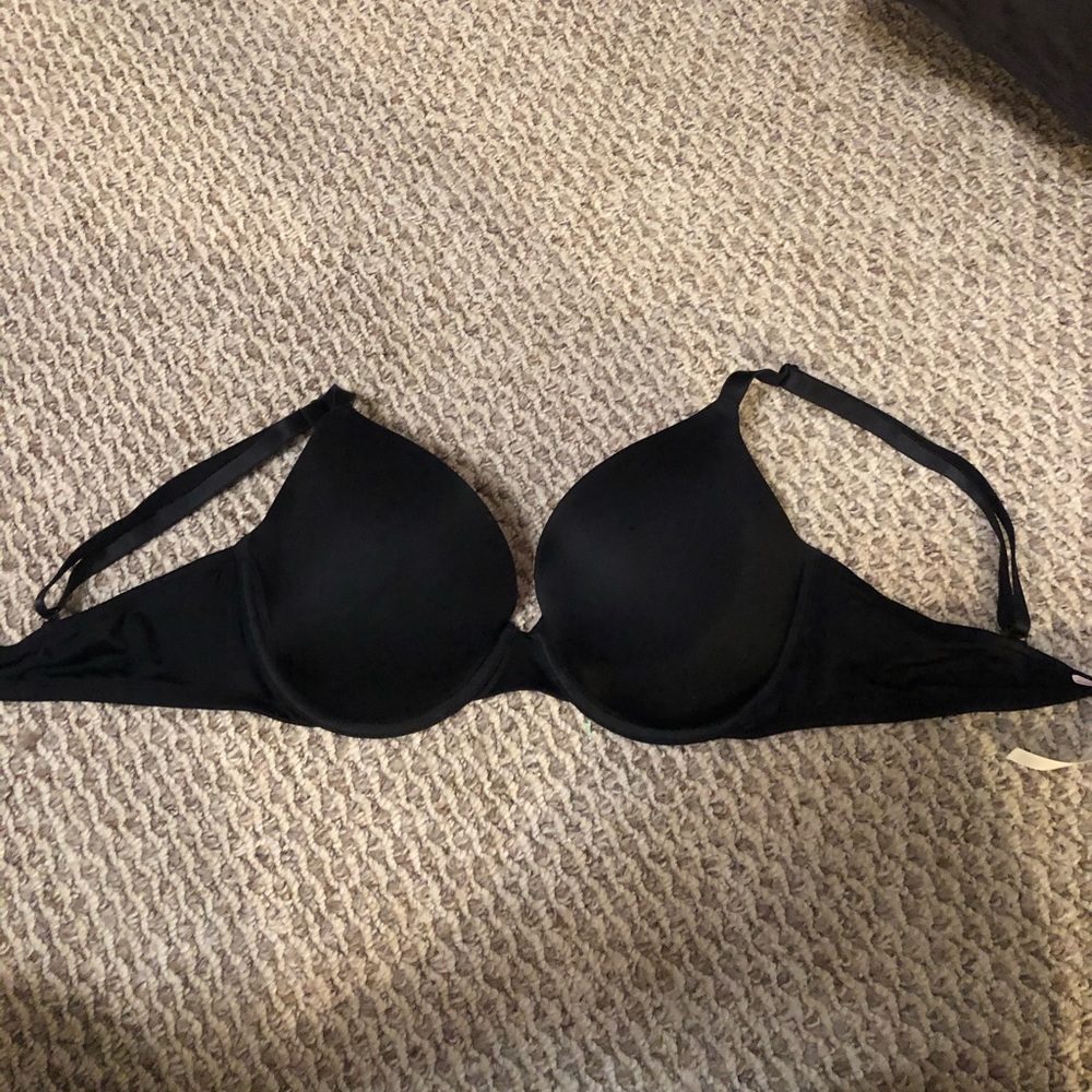 BRAND NEW PINK BRA